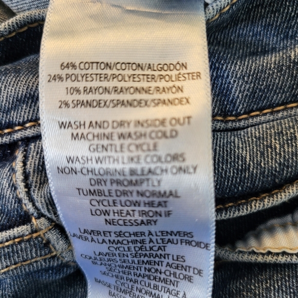 Calvin Klein High Rise Flare Jeans, size 10/30 - Picture 4 of 6